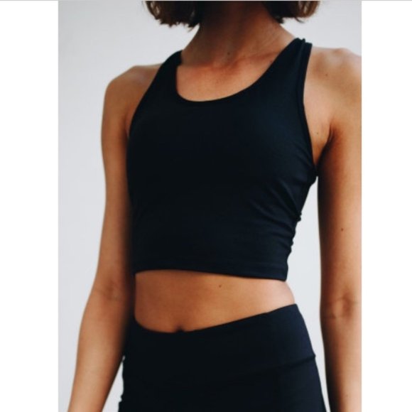 86. ☀️Nova Lace Up Workout Crop Top☀️ - Picture 3 of 12